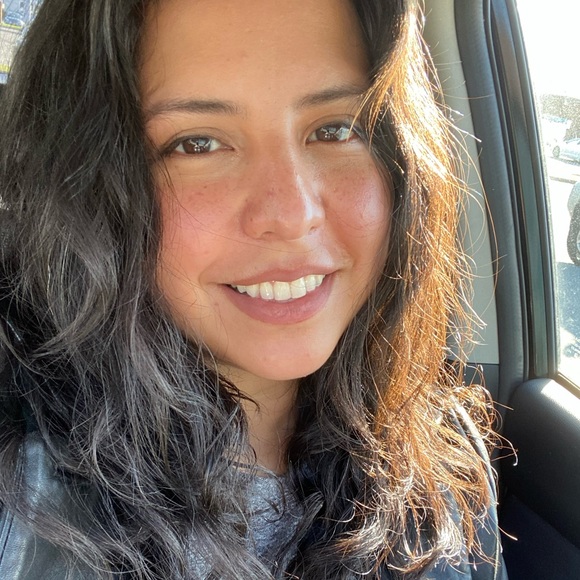 Meet your Posher, Nubia - Picture 1 of 1